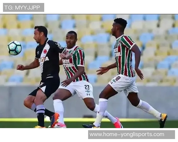 克鲁塞罗与帕尔梅拉斯激战在即谁能在这场对决中笑到最后